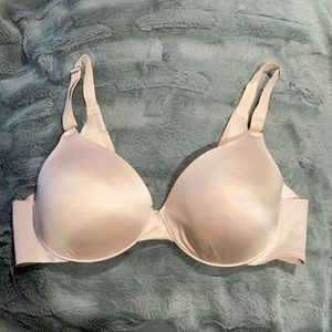 Soma Bra 38B Full Coverage Vanishing Back